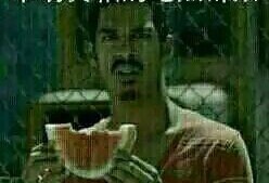 表情图吃瓜是什么意思网络用语,表情图“吃瓜”背后的趣味解读